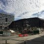 La Halle industrielle et le futur siège du conseil régional en construction